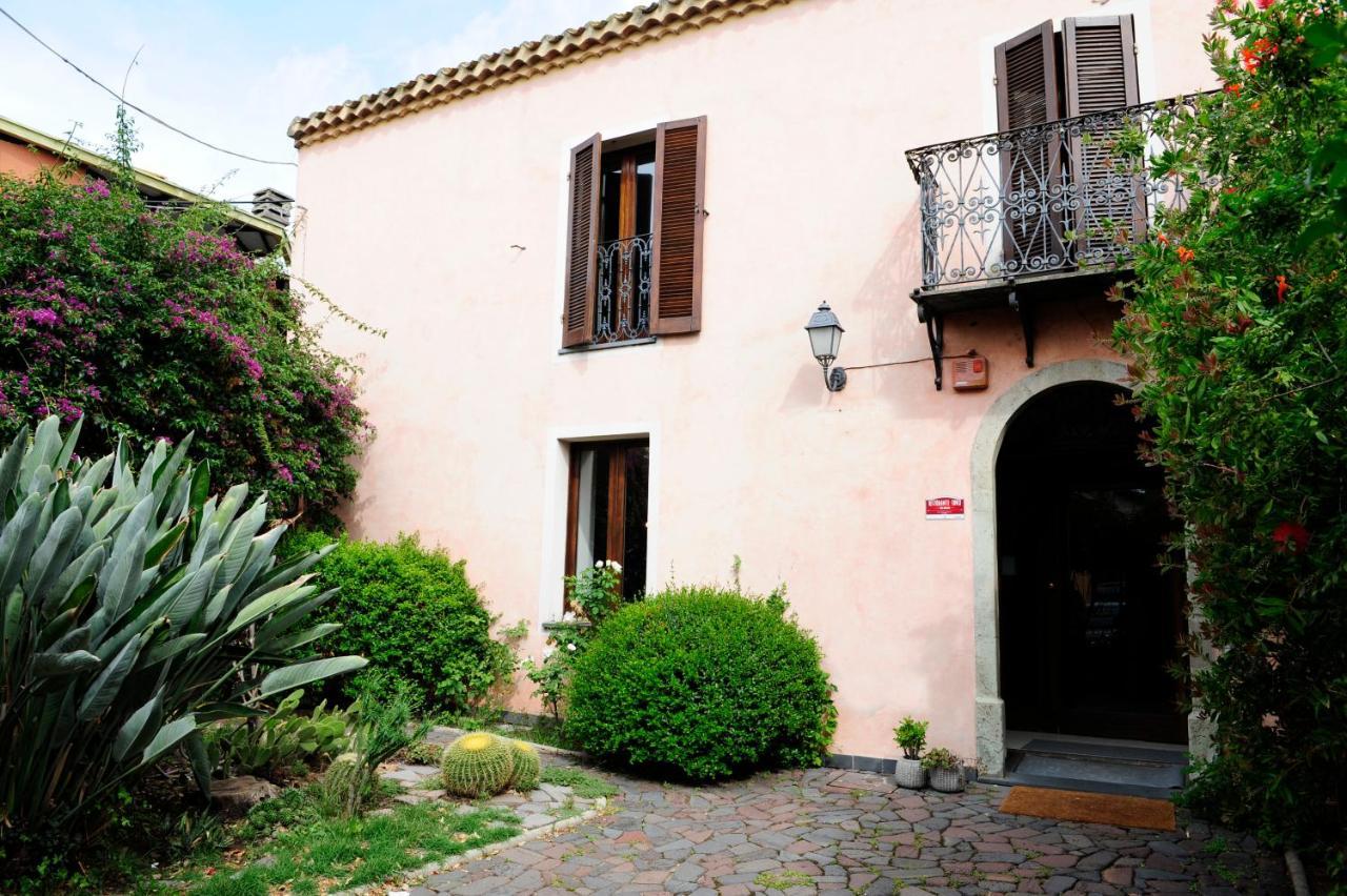 Sa Mola Casa de hóspedes Bonarcado Exterior foto