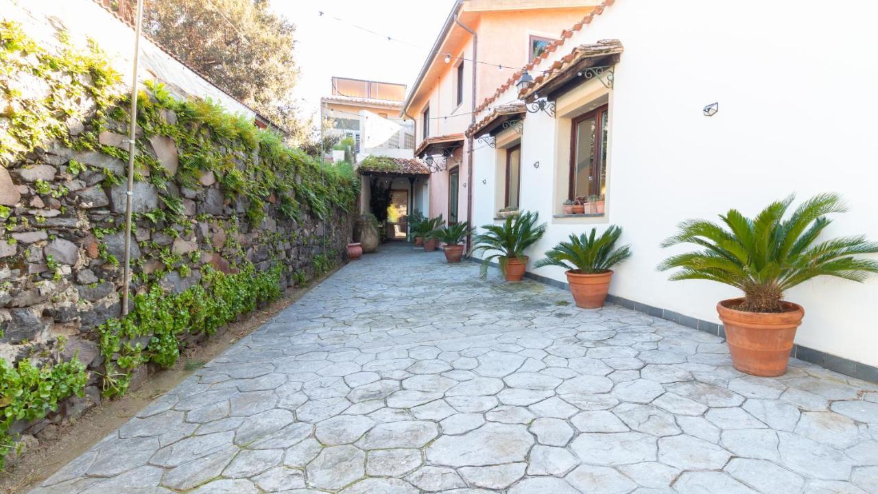 Sa Mola Casa de hóspedes Bonarcado Exterior foto