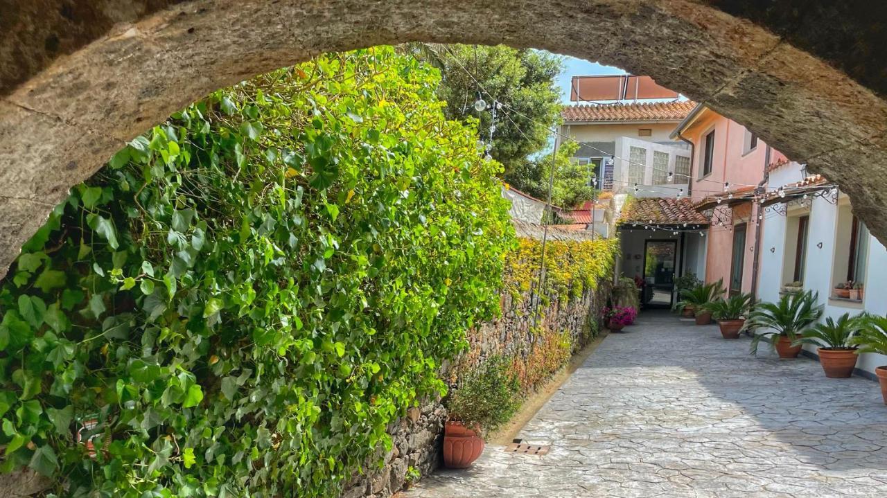 Sa Mola Casa de hóspedes Bonarcado Exterior foto