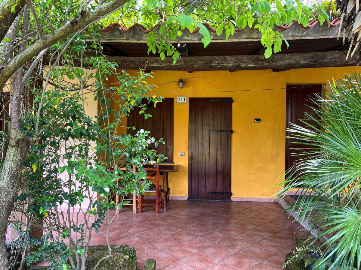 Sa Mola Casa de hóspedes Bonarcado Exterior foto